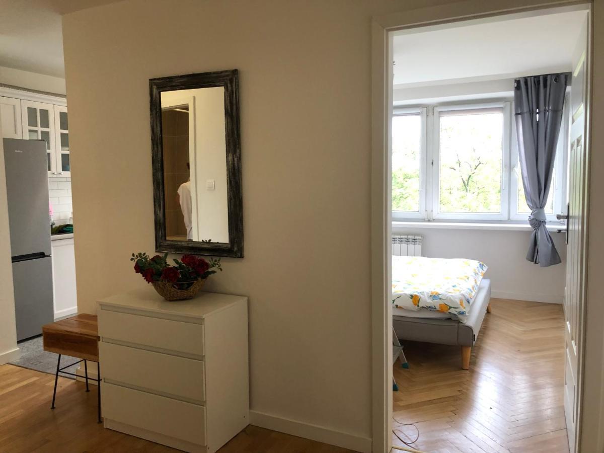 Comfortable And Cosy Apartment 3 Beds-City Center Варшава Экстерьер фото
