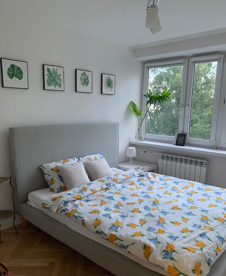 Comfortable And Cosy Apartment 3 Beds-City Center Варшава Экстерьер фото